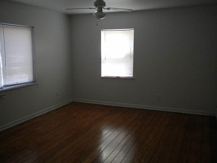 823 Hermosa Ave Cincinnati OH 45238 Apartments for Rent Zillow