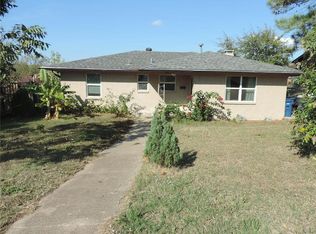 5851 Beau Purple Dr, Dallas, TX 75211