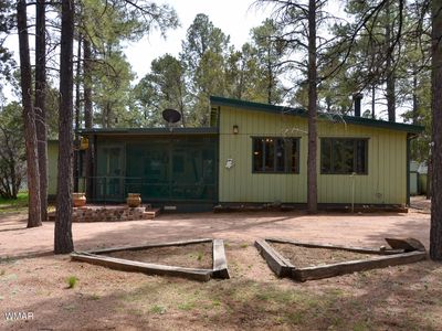2143 Indian Trl, Overgaard, AZ, 85933