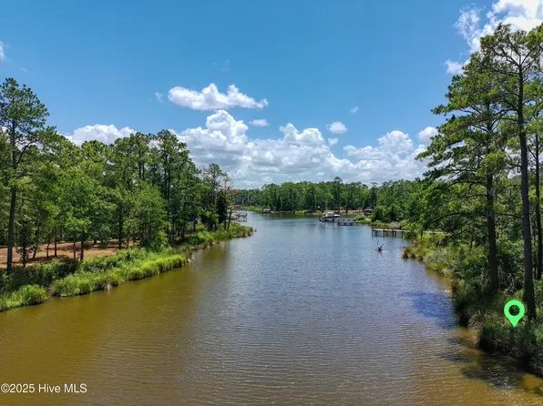65 Tarpon Pointe Road, Bath, NC 27808