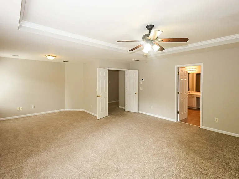 2895 Haynes Club Cir SW — Photo 34