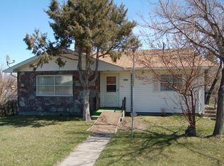 118 3rd St N, Cascade, MT 59421