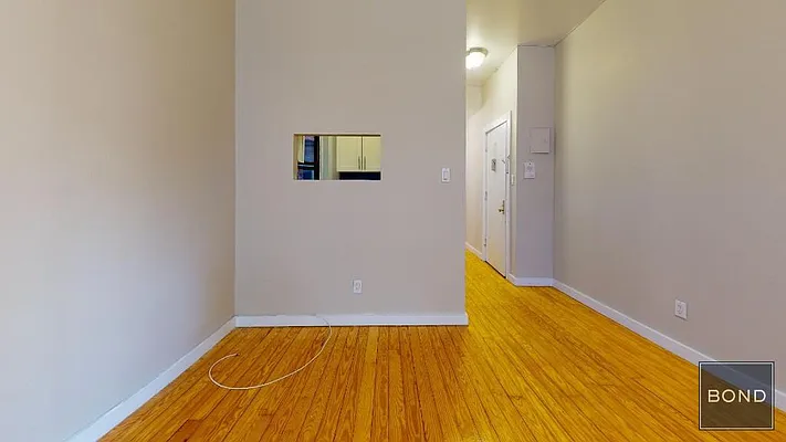 Rented by Bond New York | media 10