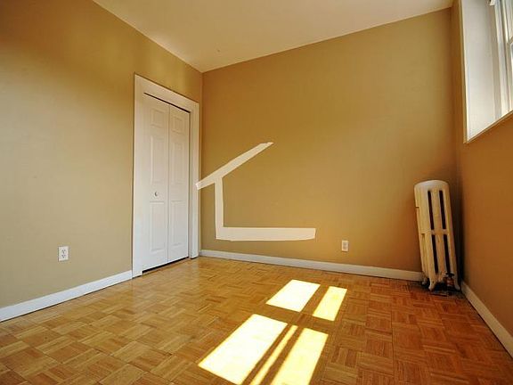 5th image of 66 Egmont St #85