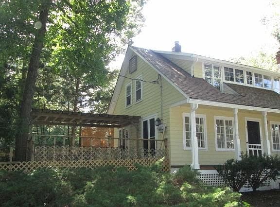 3rd image of 11 Klarman Ct