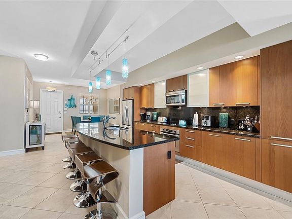 5th image of 4445 El Mar Drive #2-304