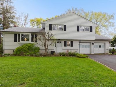 1075 Charles St, Mountainside, NJ, 07092