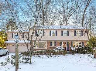 215 Gravel Bend Rd, Cherry Hill, NJ 08034