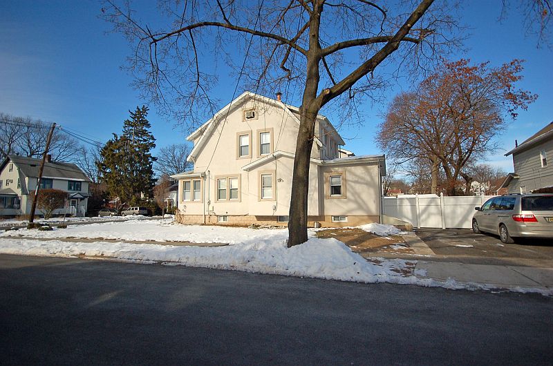 1st image of 78 Vreeland Ave