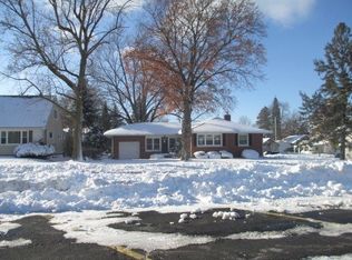2361 7 1/2 St, East Moline, IL