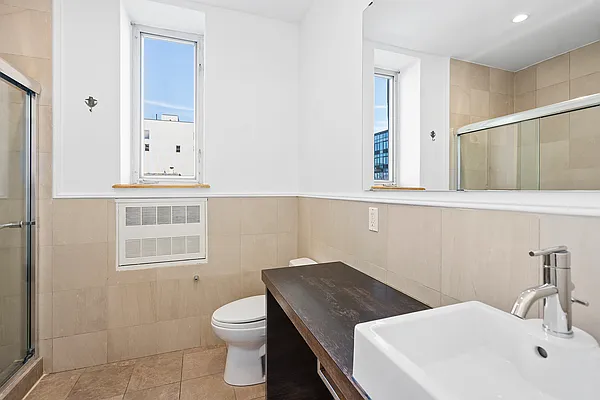 Rented by Compass | media 9