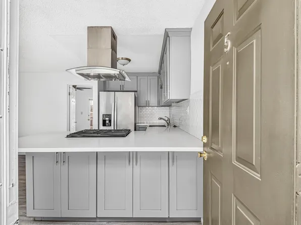 3901 E 11th St, 3901 E 11th St APT 5, Long Beach, CA 90804