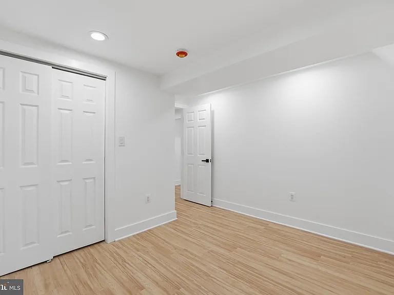 129 Hamilton St NW — Photo 47
