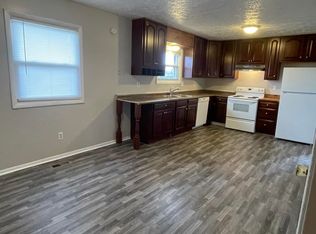 1432 Coachlite Dr #1432, Greenfield, IN 46140