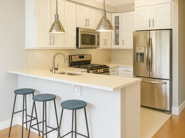 67 Grove Street image 3 of 6