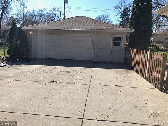 5th image of 6914 Columbus Ave