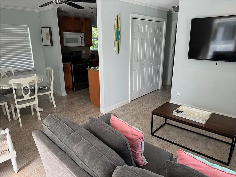 57 NE 24th St #59 — Photo 1
