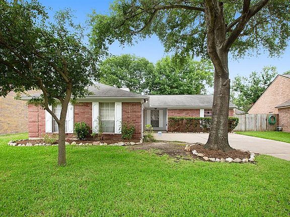 2nd image of 18110 Holly Bend Dr