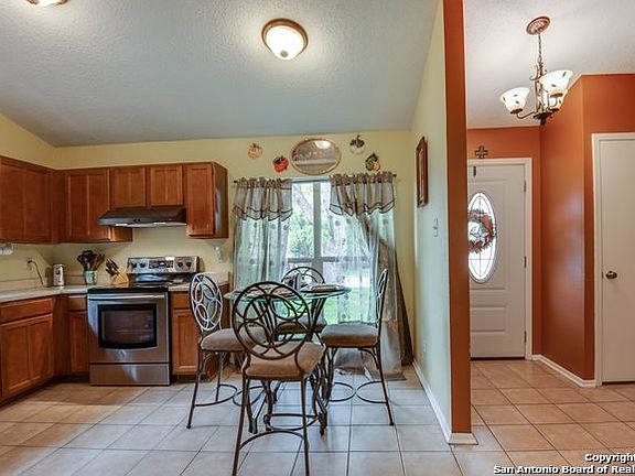 4th image of 4714 Barhill St