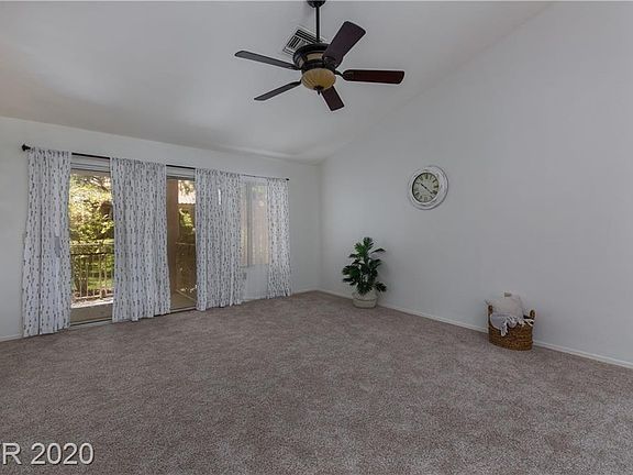 4th image of 8517 Glenmount Dr
