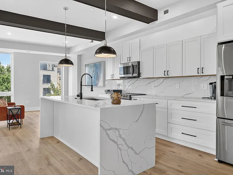 1915 Benning Rd NE #PENTHOUSE — Photo 9