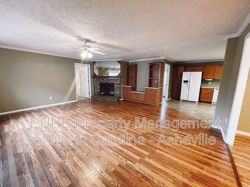 1st image of 208 Michigan Ave
