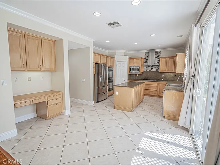 25910 Tennyson Ln — Photo 18