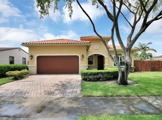 6847 SW 38th St, Miami, FL 33155