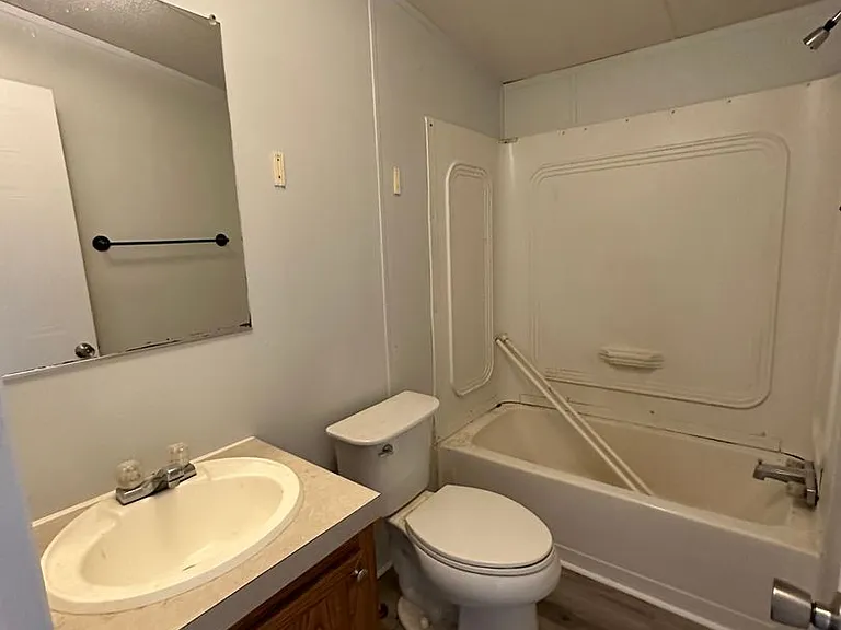 7075 Colonial Hwy — Photo 8