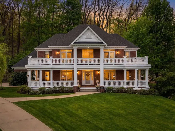 542 Macleod Dr, Gibsonia, PA 15044