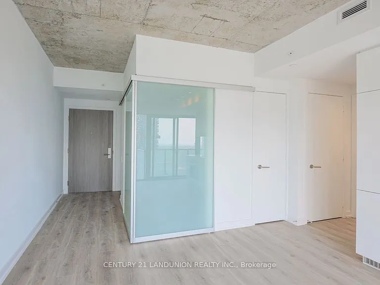 161 Roehampton Ave #2802 — Photo 5