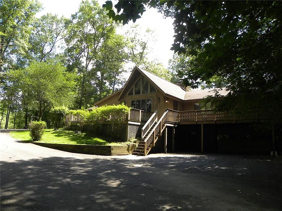 1st image of 1676 Annandale Dr