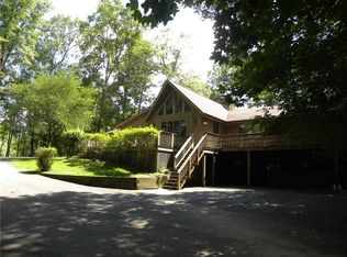 1676 Annandale Dr, Nashville, IN 47448