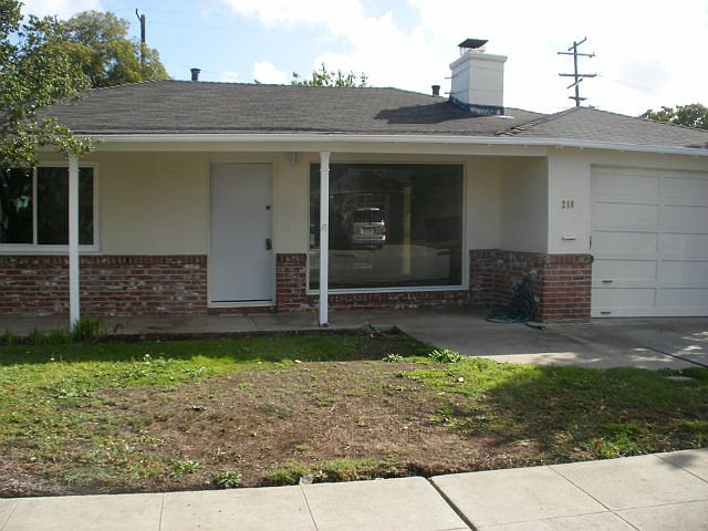 1st image of 218 E 39th Ave