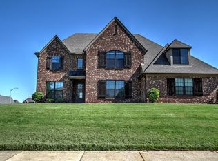 8580 Oak Grove Blvd, Olive Branch, MS 38654