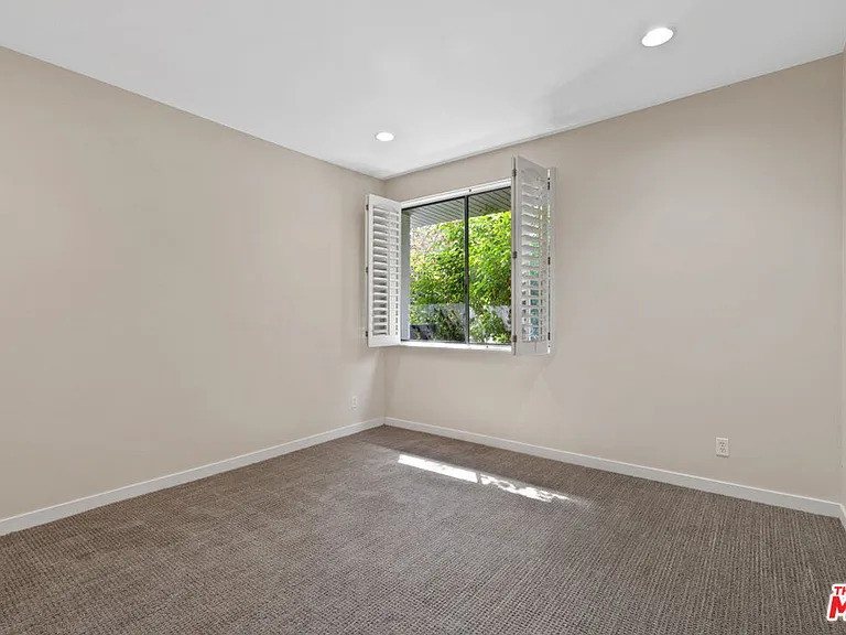 1830 Westholme Ave #101 — Photo 19