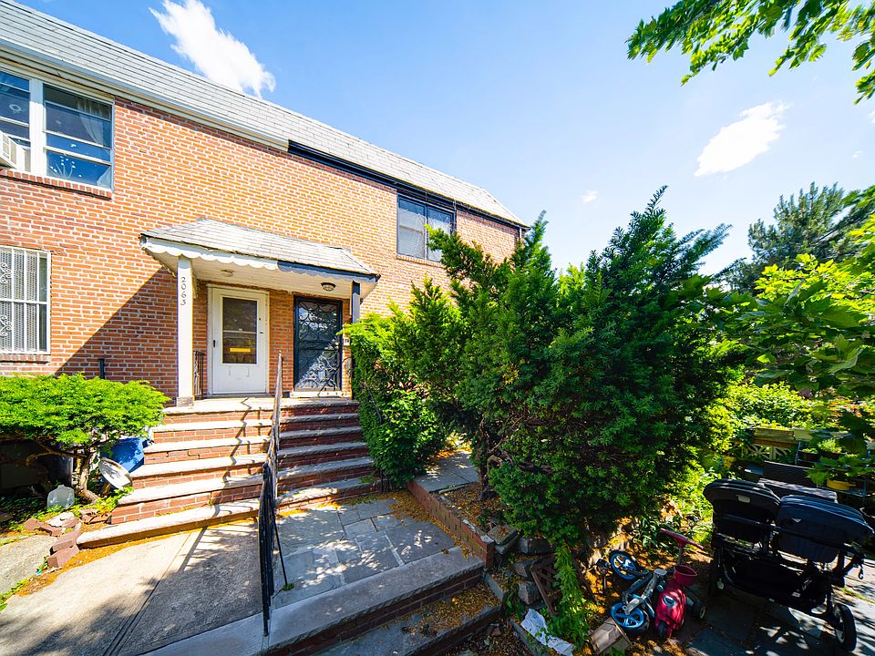 1st image of 2065 21st St