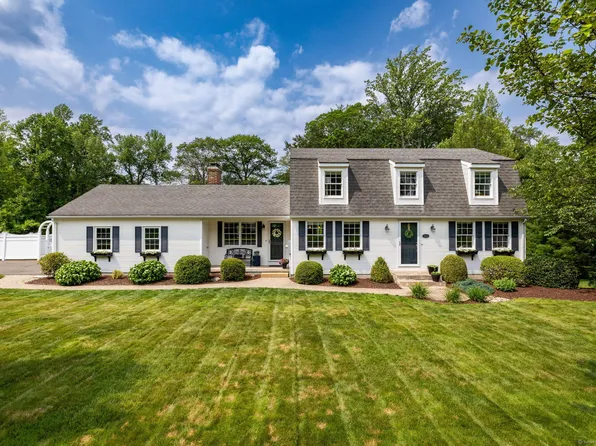 111 Burgundy Drive, Berlin, CT 06037