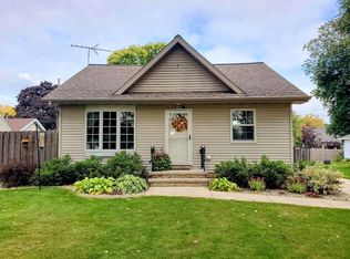 810 E Maple St, Appleton, WI 54915