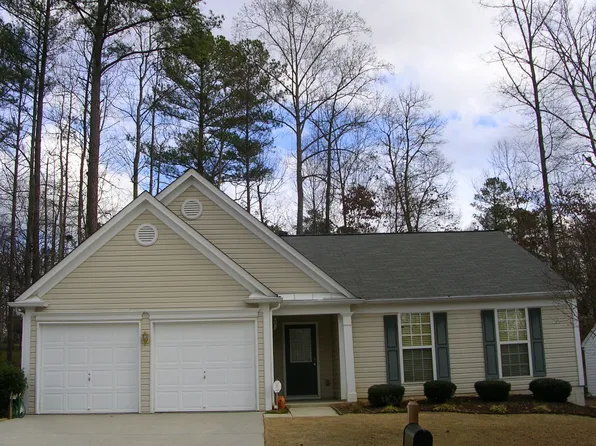 137 Park Forest Dr, Kennesaw, GA 30144