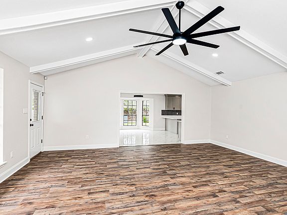 4th image of 8024 Rod Laver Ave