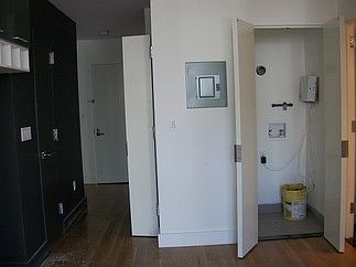 1st image of 385 Franklin Ave APT 105
