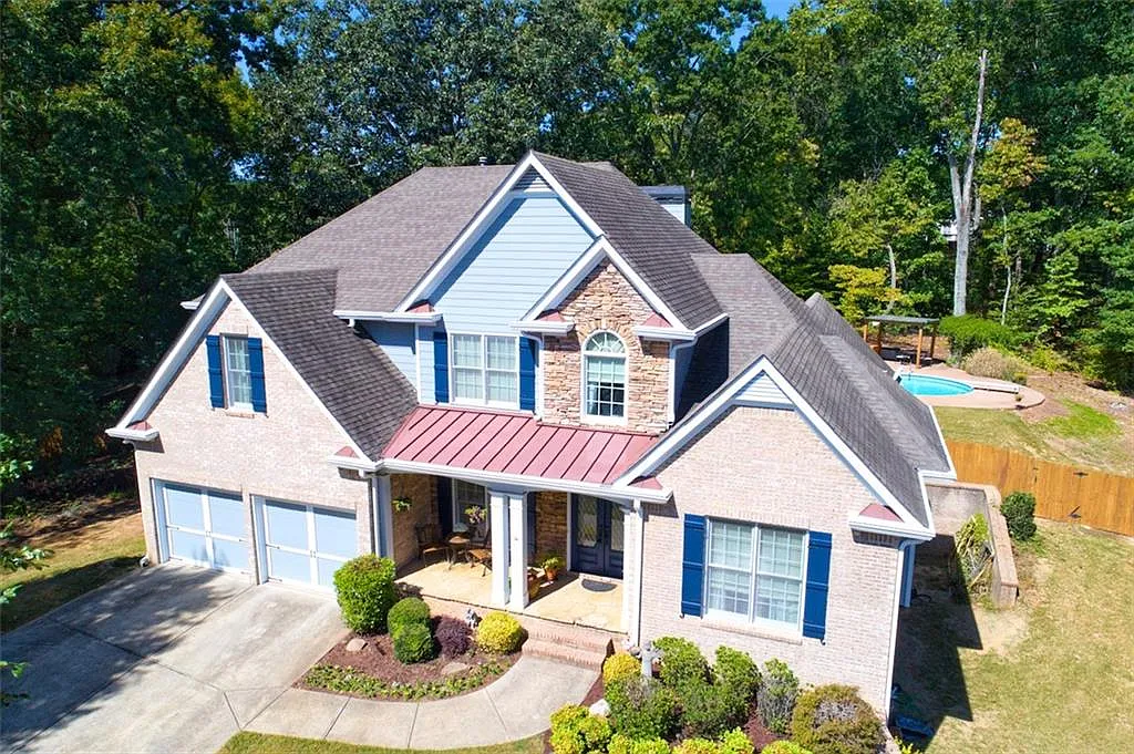 102 Payton Loriane Dr photo 1