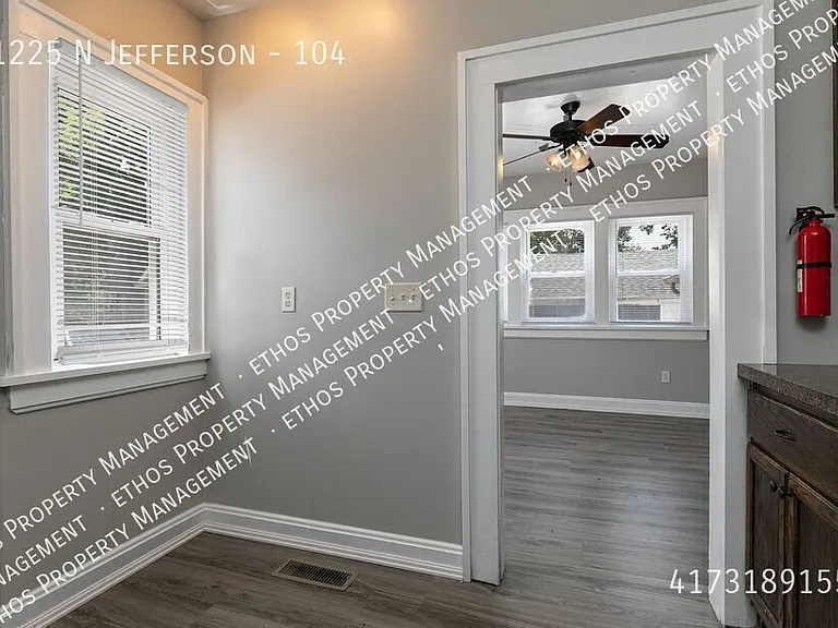 1225 N Jefferson Ave #104 — Photo 10