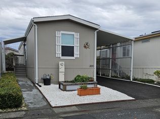 2011 Hummingbird Dr, McKinleyville, CA 95519