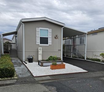 2011 Hummingbird Dr, McKinleyville, CA, 95519