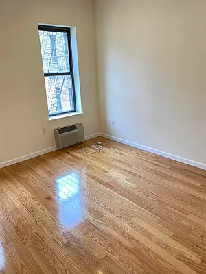 Rented by Level Group | media 25