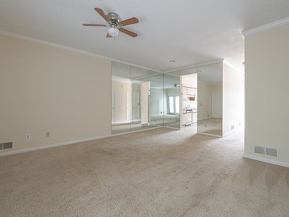 KH_4028ElmSt_Web--2_07012025