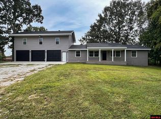 355 Oels Rd, Mountain Home, AR 72653