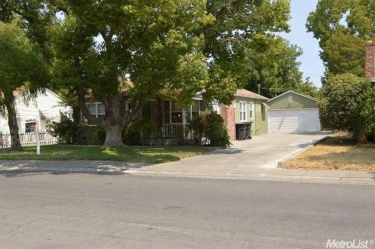 5825 Vista Ave photo 1